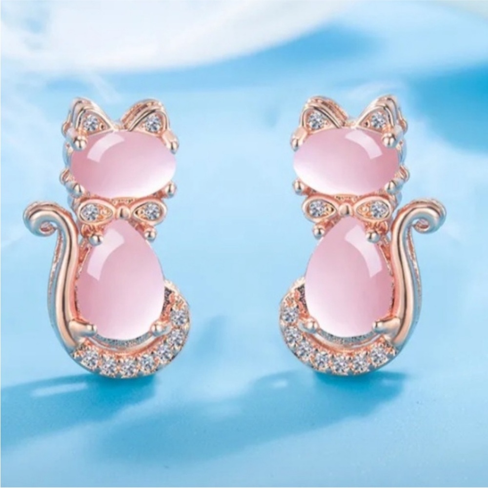 Stud Pink Inlaid Zircon Crystal Cat Earrings